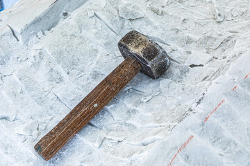 The sculptor's tools: hammer 