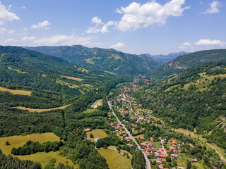 Fototapeta na wymiar Aerial view of village of Ribaritsa at Balkan Mountains, Bulgaria
