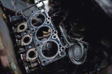 replacing the cylinder head gasket in the garage