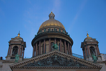 Fototapeta premium St. Petersburg, Russia, the Colonnade of the Saint Isaac's Cathedral by Montferrand, monuments, colonnade, gilded dome