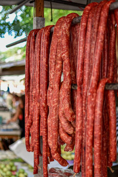 Lingui&ccedil;a pendurada