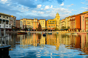 Naklejka premium canal