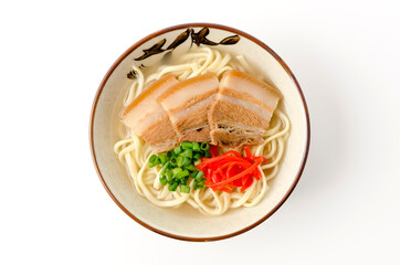 沖縄そば（三枚肉そば）