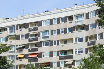 Monotones weisses  Wohnhaus Wohngebäude, Bremerhaven, Deutschland