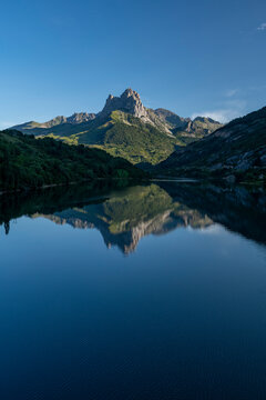 Lanuza Reservoir and Pe&ntilde;a Foratata in background, Tena Valley