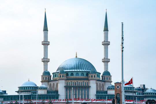 Turkey, Istanbul, Exterior of Taksim Mosque