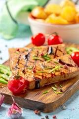 Steaks made from soy curd (tofu).