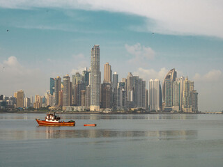 Barco en la Bahia de Panamá