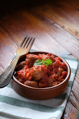 Meatballs with tomato sauce