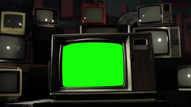 Installation of Retro TV with a Television Green Screen. Dolly In. Black and White Tone to Color Tone. You can replace green screen with the footage or picture you want with “Keying” effect. 4K.