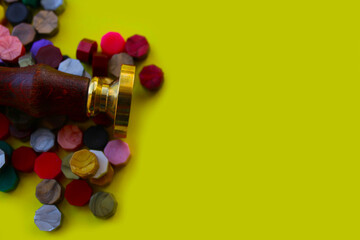 Multi-colored sealing wax for sealing.