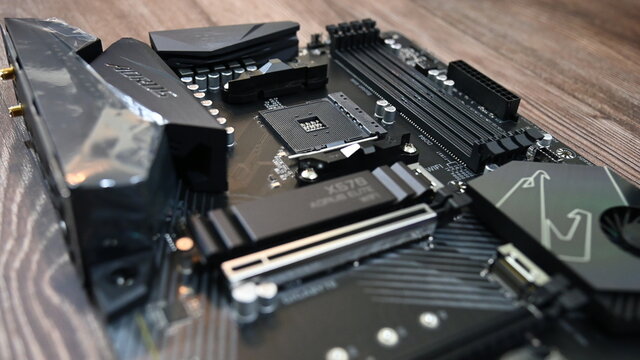 Motherboard, ports, m.2 slot, pcie slots