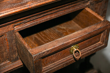 Extended shelf with wooden retro chest of drawers