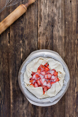 Cooking strawberry cake