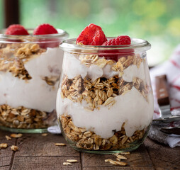 Granola Parfait With Yogurt and Raspberries