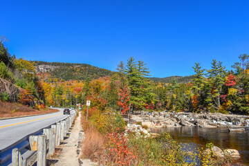 Fototapeta na wymiar New England Fall Foliage