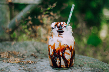 homemade rustic chocolate vanilla miklshake 