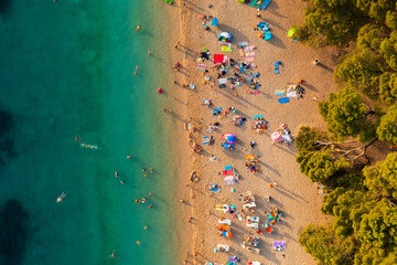 Fototapeta na wymiar Aerial scene of Zlatni rat beach on Brač island, Croatia