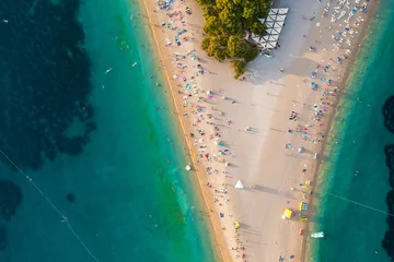 Papier Peint photo Plage de la Corne d'Or, Brac, Croatie Scène aérienne de la plage de Zlatni rat sur l& 39 île de Brač, Croatie