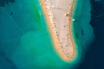 Papier Peint photo Plage de la Corne d'Or, Brac, Croatie Scène aérienne de la plage de Zlatni rat sur l& 39 île de Brač, Croatie