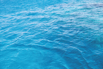 Fototapeta na wymiar Beautiful blue sea