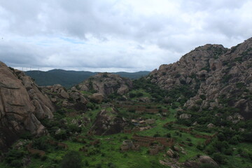 Fototapeta na wymiar view of the mountains chitradurga fort ancient architecture tourist attractions 