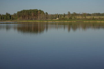 Fototapeta na wymiar silence on a beautiful lake