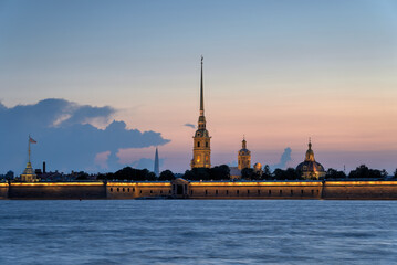 Obraz premium Peter and Paul (Petropavlovskaya) Fortress (build in 1740) on the Hare Island on the Neva river in Saint Petersburg, Russia during the white nights