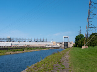 Fototapeta na wymiar hydroelectric generating station, Carillon, Quebec, Canada