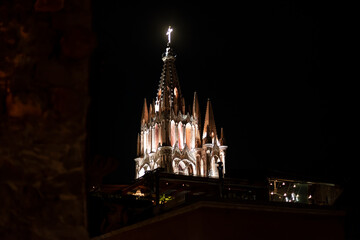 Fototapeta na wymiar Parroquia de San Miguel De Allende , Guanajuato 