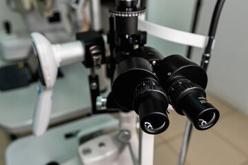 Fototapeta na wymiar Maquina utilizada para hacer fondo de ojo en una clínica de salud visual