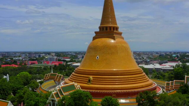 Wat Phra Pathom Chedi Ratchaworamahawihan or Wat Phra Pathommachedi Ratcha Wora Maha Wihan, in Nakhon Pathom, Thailand, south east asia
