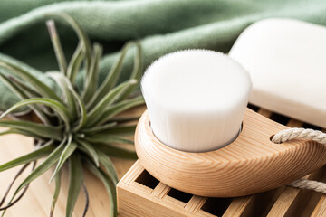 洗顔ブラシ　ナチュラルなスキンケア