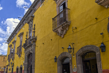 Obraz premium San Miguel de Allende, Mexico - Plaza Principal Colonial Building