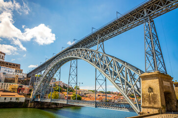 Beautiful Dom Luis I bridge over Douro river in Porto, Portugal