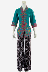 Women's classic kebaya with a long batik-patterned skirt can show authentic beauty in Indonesian women.