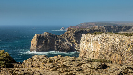 Fototapeta na wymiar On the coast and cliffs of the Algarve in Portugal