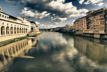 Fototapeta na wymiar View of Florence from Ponte Vecchio