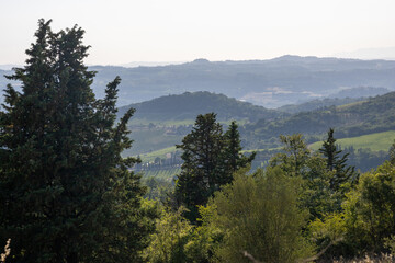 Ausblick der Landschaft in der Toscana