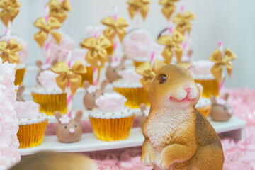 pasteles  decorados con conejos
