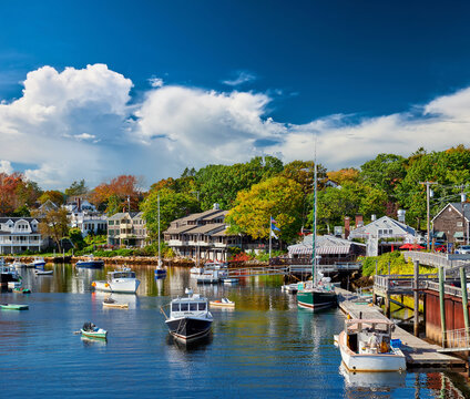 Fishing boats docked in Perkins Cove, Maine, USA