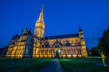 Fototapeta premium Salisbury Cathedral in Wiltshire, UK