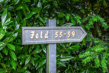 Hinweisschild Feld Nummer