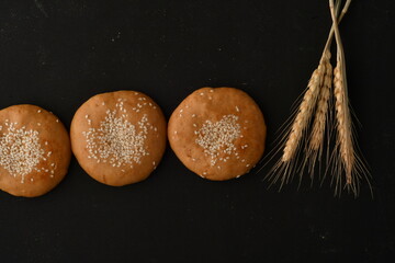 Maryam bread, molasses, yellow bread, yeast, flour, baker