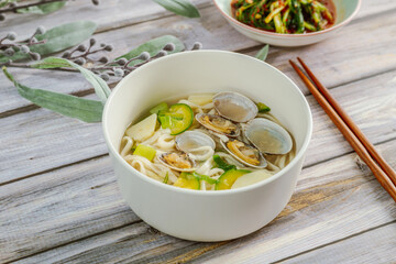 Korean style clam noodle soup 'Bajirak Kalguksu'