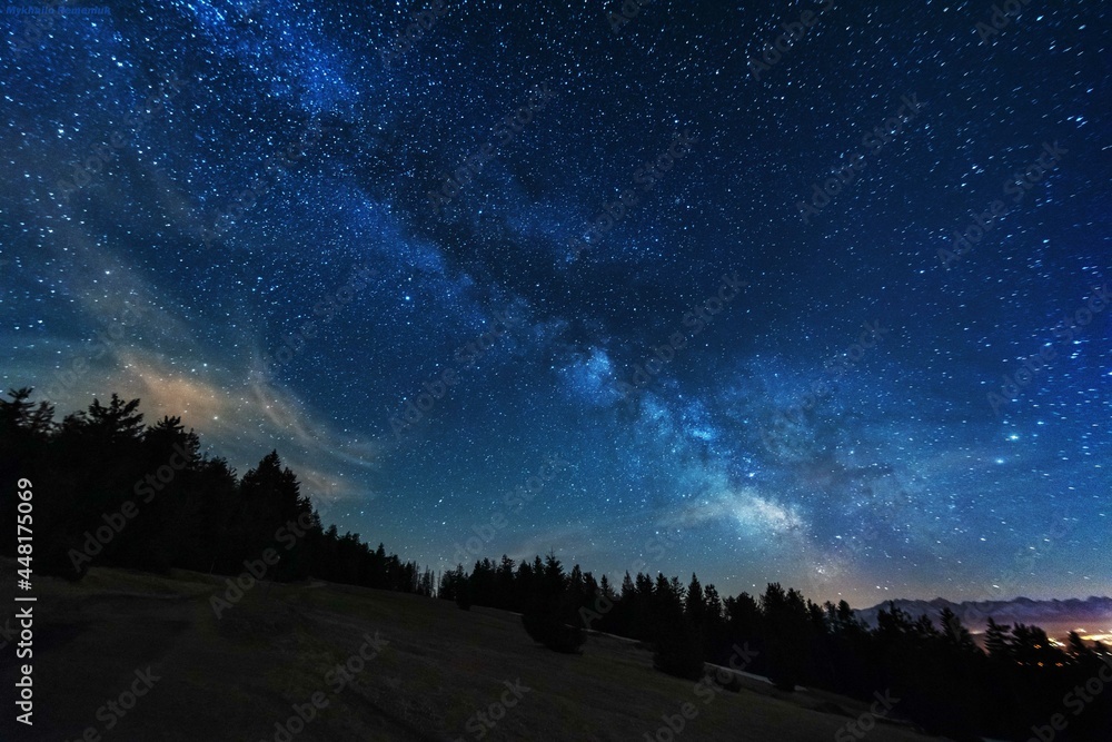 Wall mural night photos in the high tatras mountains with a bright starry sky and the milky way