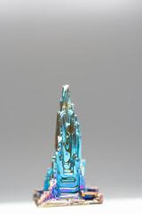 塔型のビスマスの骸晶