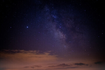 Obraz na płótnie Canvas vistas nocturnas del cielo estrellado