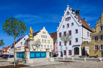 Am Marktplatz in Wemding in Schwaben