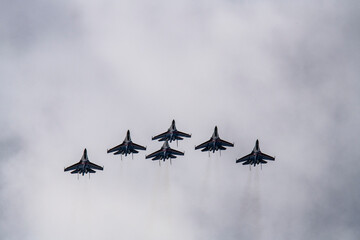 demonstration flights of modern combat aircraft at the Max-21 aerospace salon in Zhukovsky